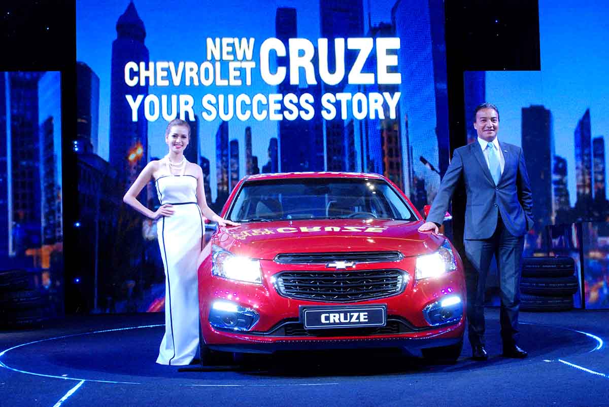 Chevrolet Cruze mới có giá 572 triệu ngang Vios