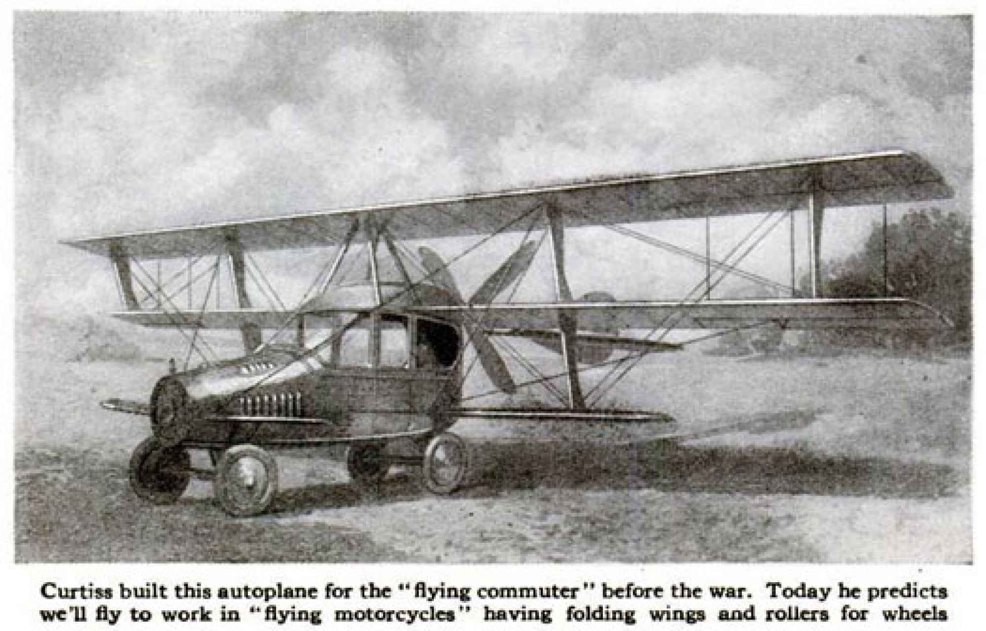Curtiss Autoplane - Năm 1917, Glenn Curtiss, người  được coi là cha đẻ của chiếc xe bay, lần đầu tiên công bố mô hình một chiếc xe bay goi là Autoplane. Với thân xe bằng nhôm, ba cánh kéo, mỗi cánh dài 40 feet (12,2 m), một cánh lái ở phía đuôi. Chiếc Autoplane chưa bao giờ thực sự bay, nhưng nó đã thực hiện được một vài bước cất cánh ngắn.