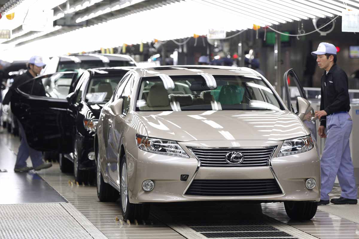 giảm thuế nhập khẩu xe hơi từ Nhật
