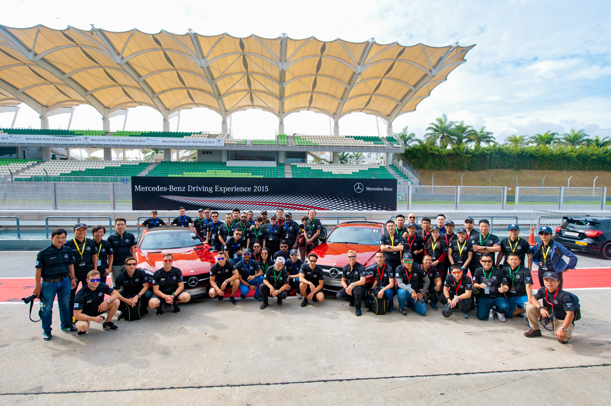 Phóng viên Autovina tham dự Mercedes-Benz Driving Experience 2015 tại Sepang, Malaysia