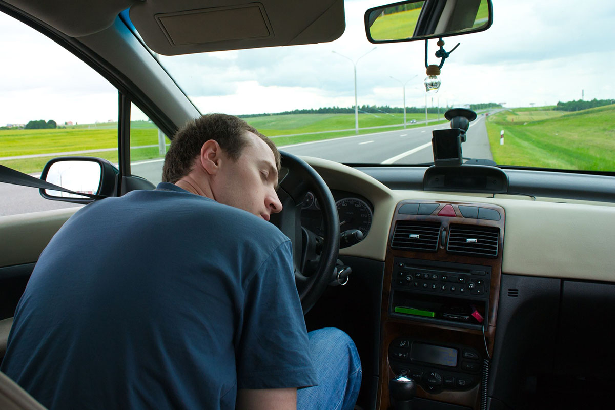 tìm hiểu công nghệ phát hiện tài xế ngủ gật khi lái xe