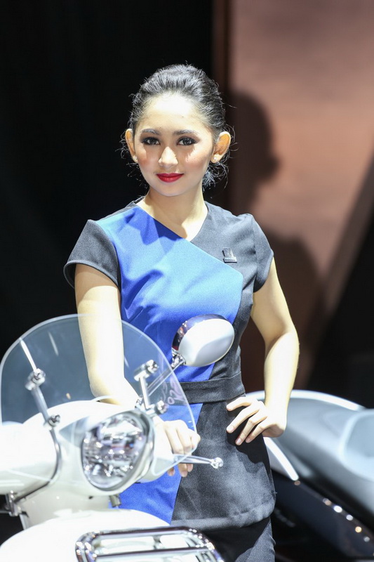 người đẹp triển lãm ô tô indonesia 2016