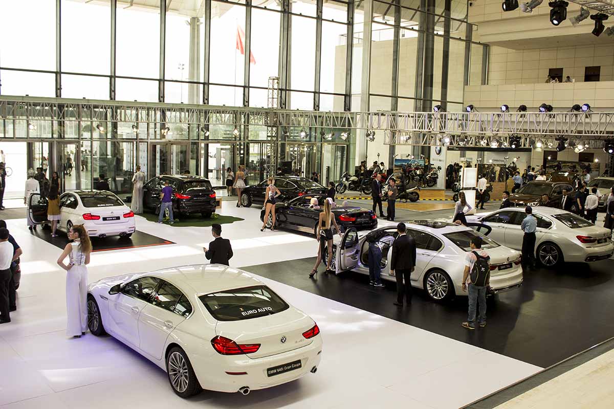 toàn cảnh khai mạc triển lãm BMW World Vietnam 2016