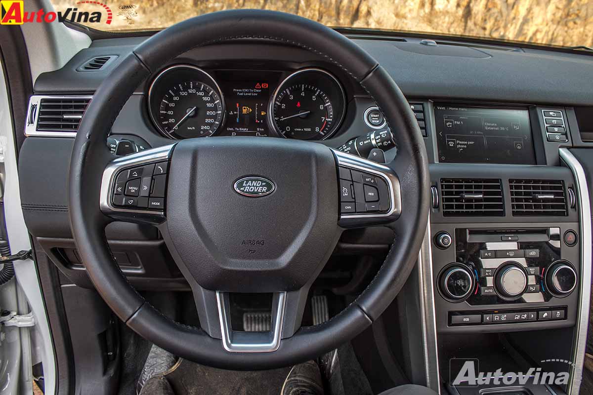 Đánh giá Land Rover Discovery Sport 2015