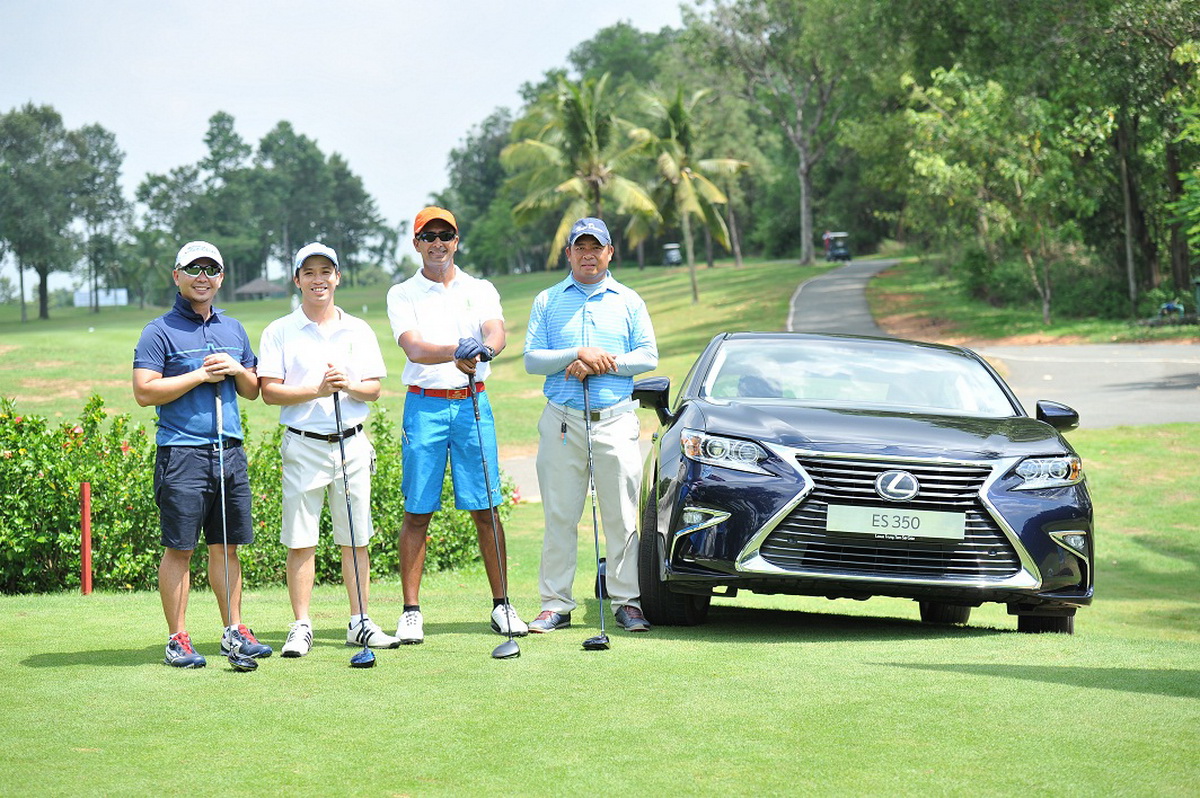 Lexus Việt Nam tài trợ chính cho giải golf Forbes Việt Nam 2016