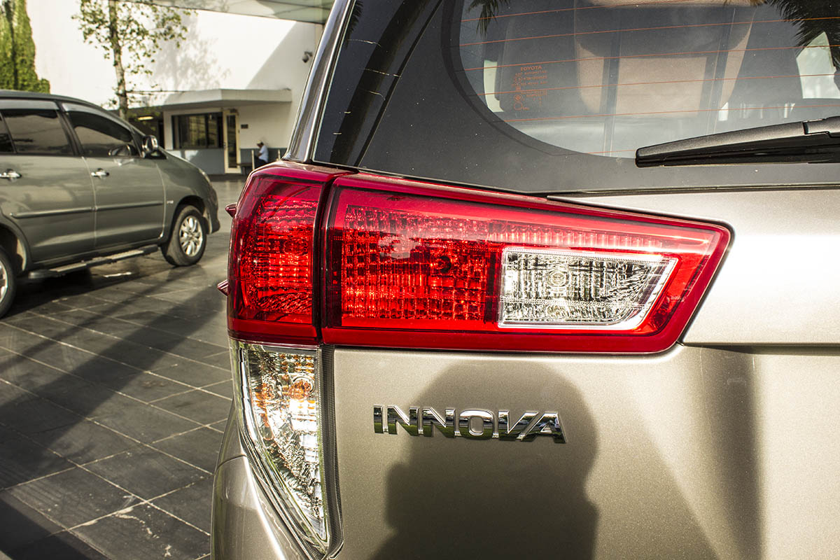 Toyota Innova thế hệ mới 2016 ra mắt tại Việt Nam