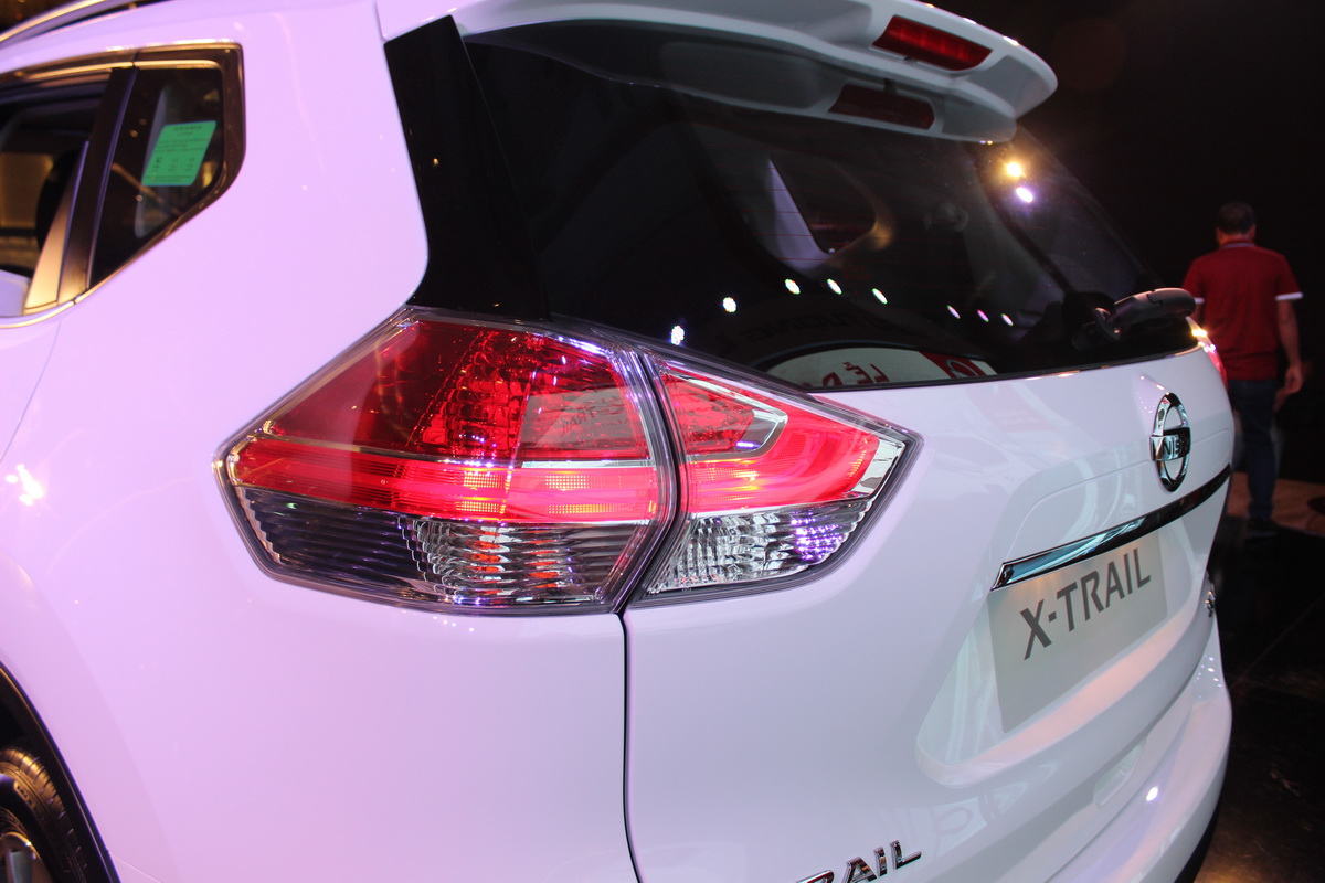 Nissan X-Trail hoàn toàn mới ra mắt tại Việt Nam