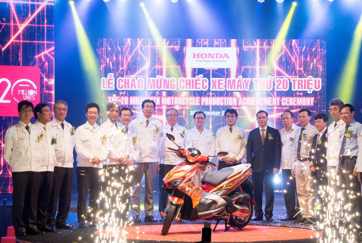 Honda Việt Nam tổ chức chào mừng chiếc xe máy thứ 20 triệu xuất xưởng