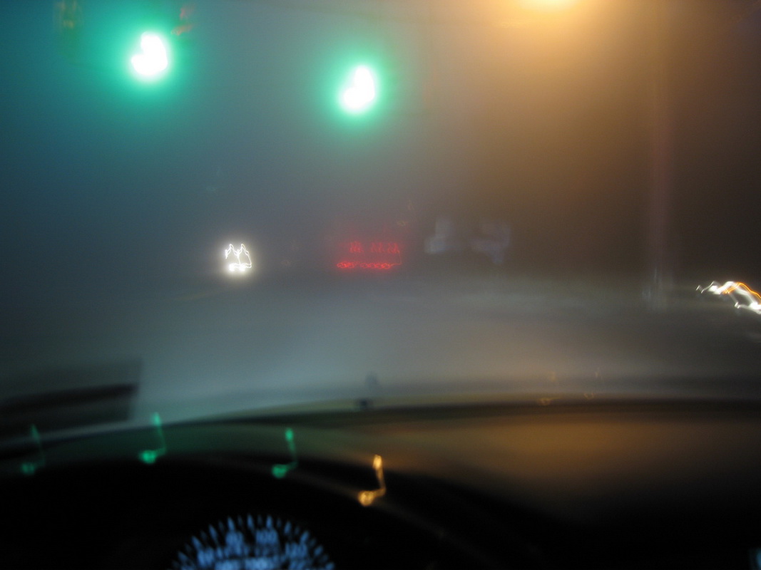 Lưu ý khi lái xe trong sương mù