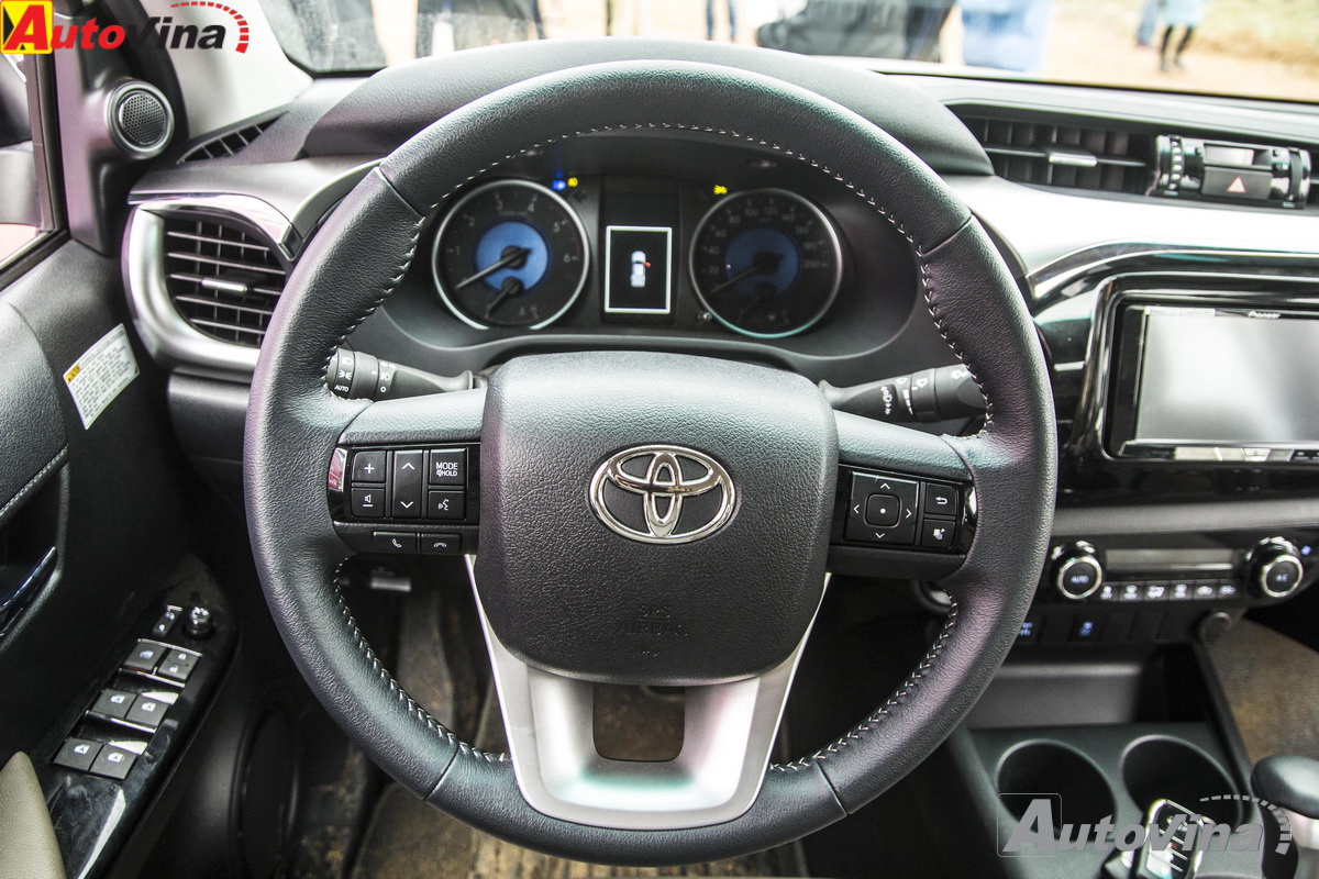 đánh giá Toyota Hilux 2016 mới