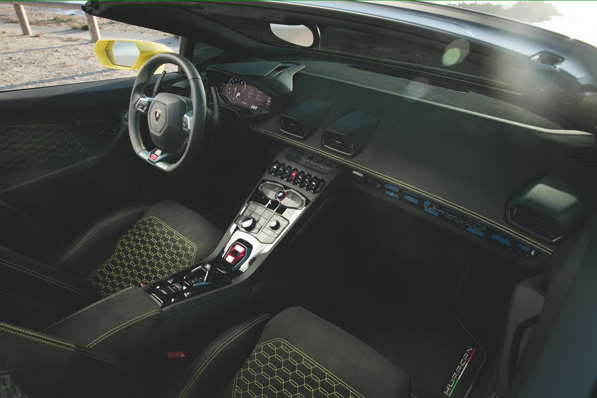 Lamborghini Huracan LP 580-2 Spyder (dẫn động cầu sau)