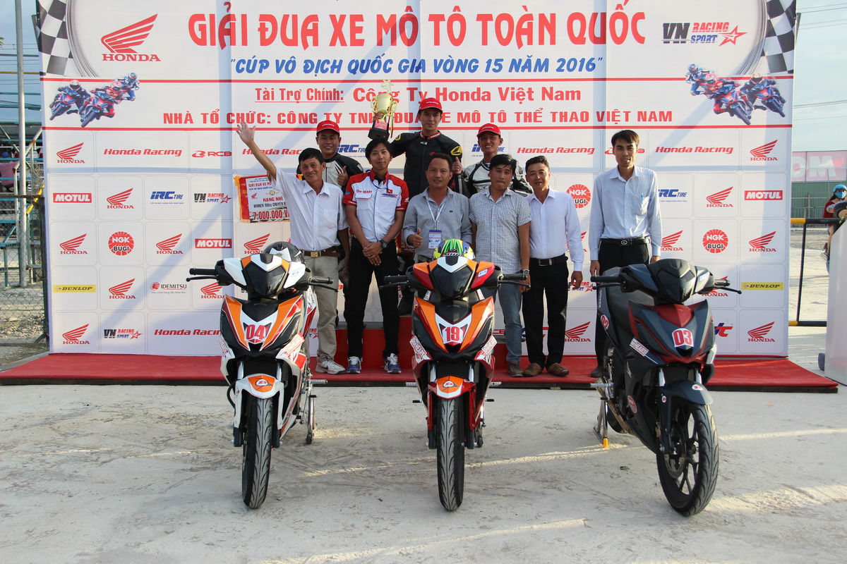 Honda Việt Nam khởi động chuỗi hoạt động đua xe năm 2017 tại Bình Dương