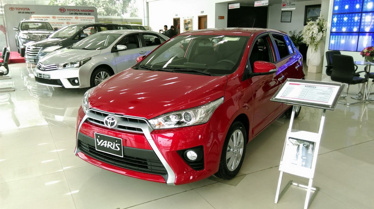 Toyota Việt Nam giảm giá xe nhập khẩu
