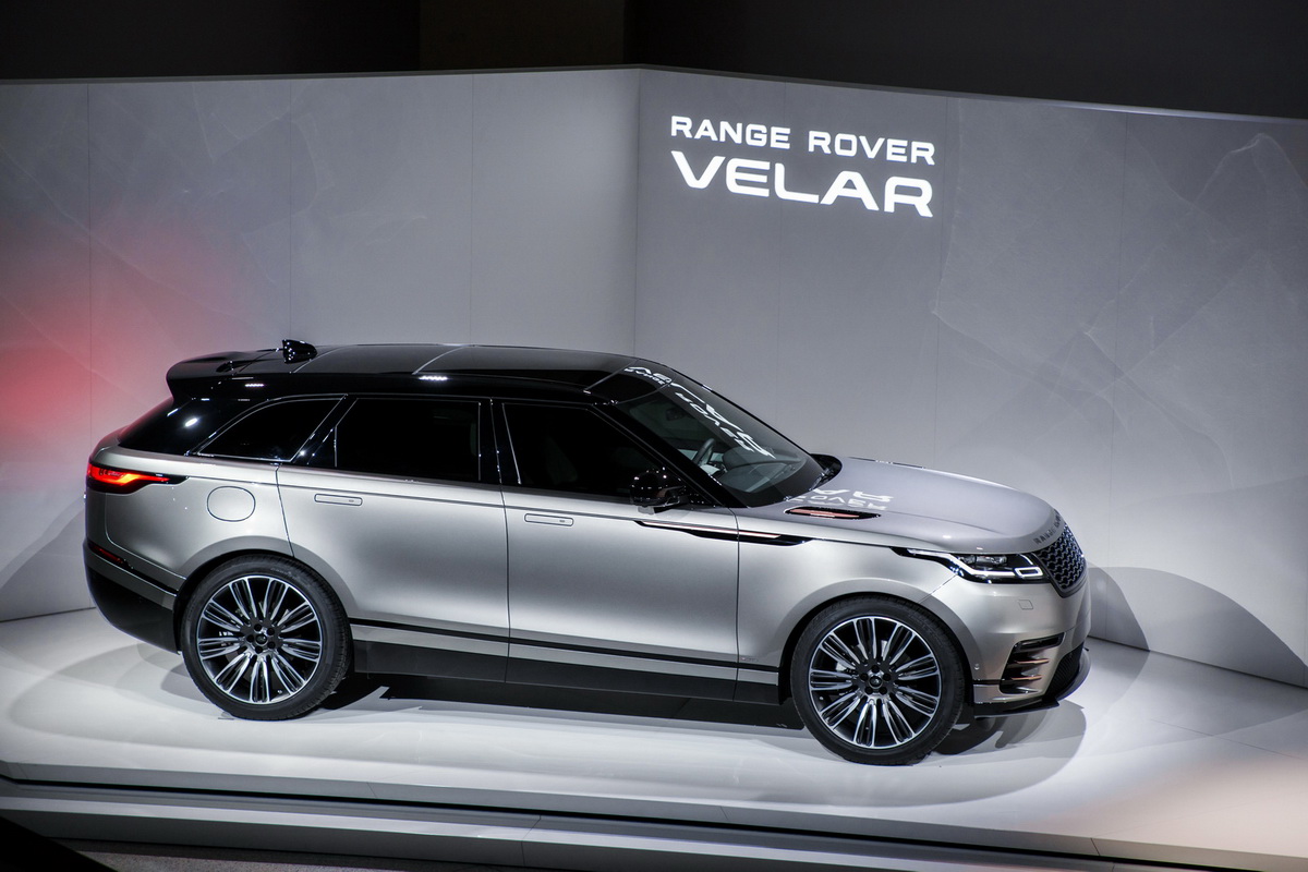 Video cận cảnh Range Rover Velar mới ra mắt