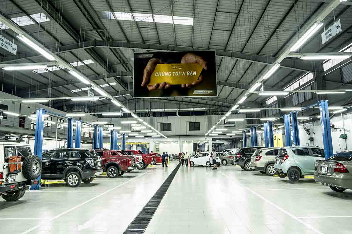 Với mức đầu tư 2 triệu USD, Chevrolet Thăng Long Đại Việt đáp ứng đầy đủ tiêu chuẩn khắt khe của GM toàn cầu về nhân lực, cơ sở vật chất và trang thiết bị. 