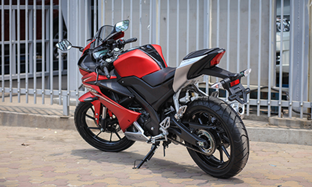 Yamaha R15 2017 đã về đến Hà Nội