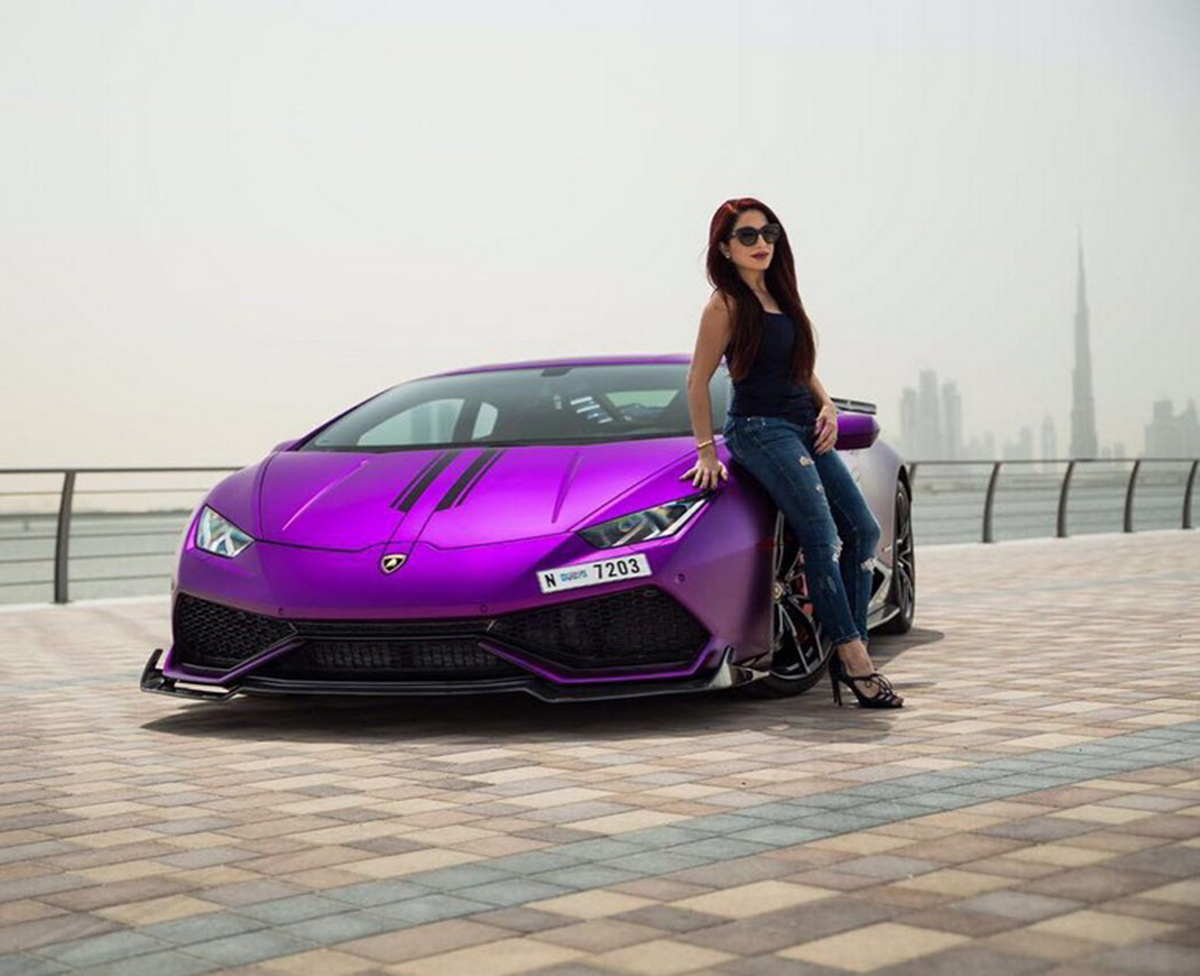 Lamborghini Huracan phiên bản độ màu tím