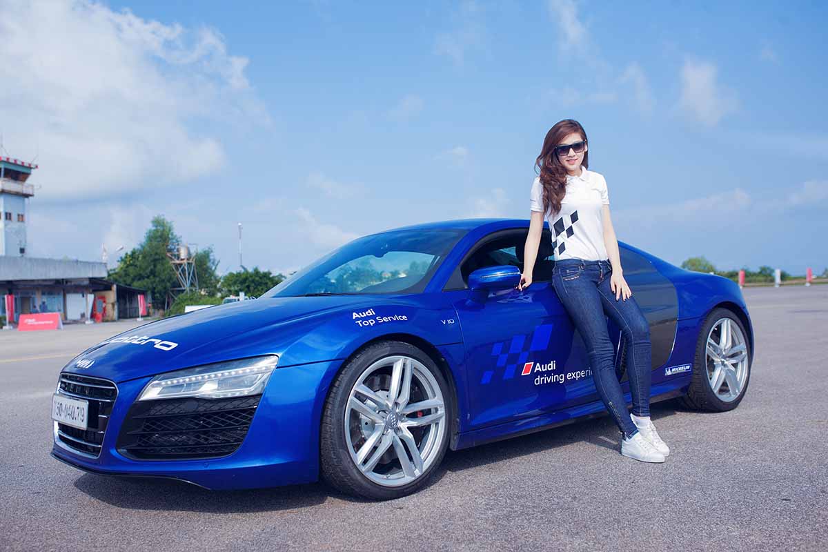 Á Hậu Tú Anh tại Chuowng trình Trải nghiệm Audi 2015 tại Phú Quốc