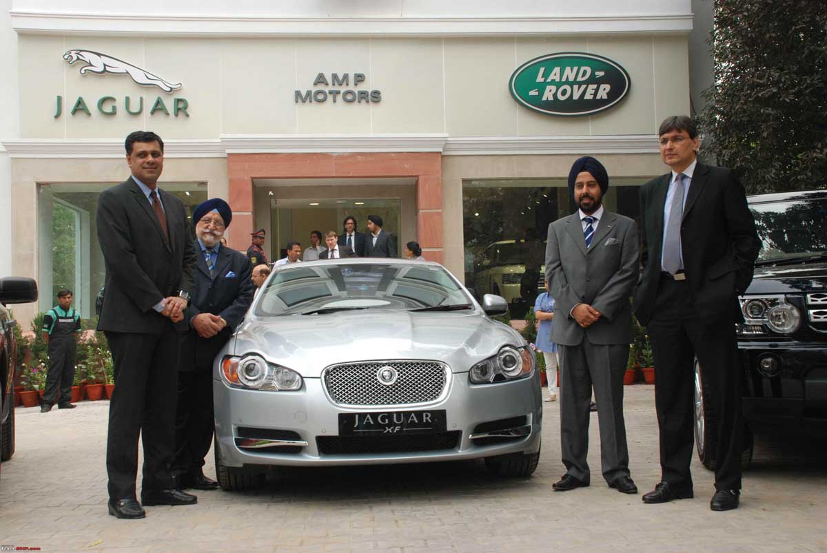 Những ông chủ người Ấn Độ sở hữu nhãn hiệu Jaguar, Land Rover