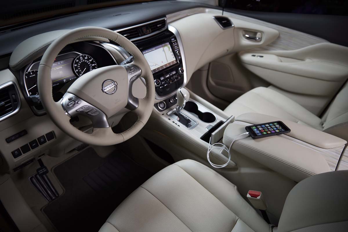 Nissan Murano mới có tới VMS 2015
