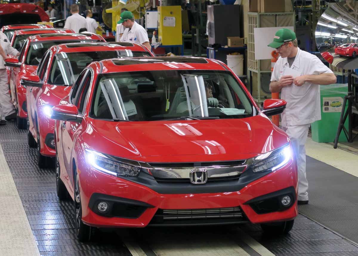 Honda Civic 2016 chính thức được sản xuất