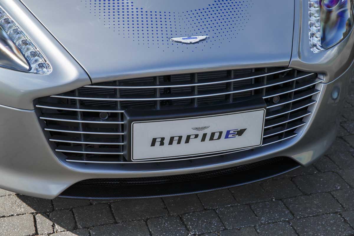 Aston Martin RapidE concept hé lộ hình ảnh