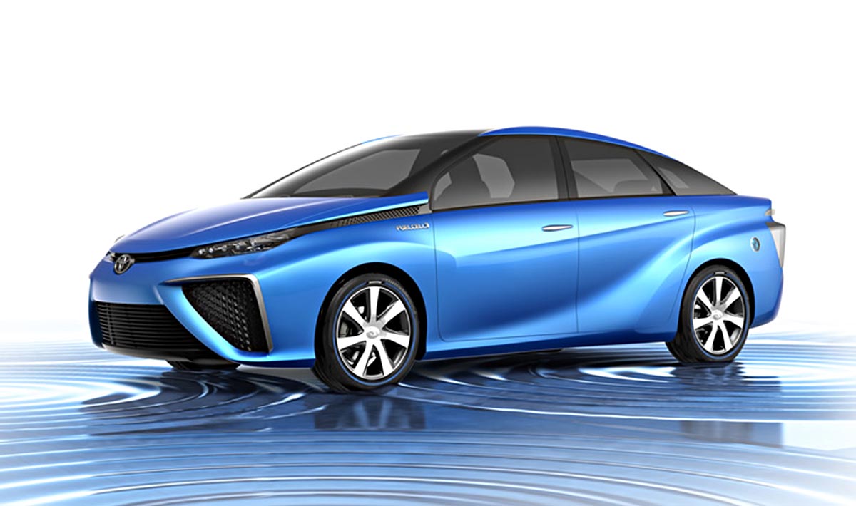 Hai mẫu xe mới Toyota Việt Nam mang tới VMS 2015