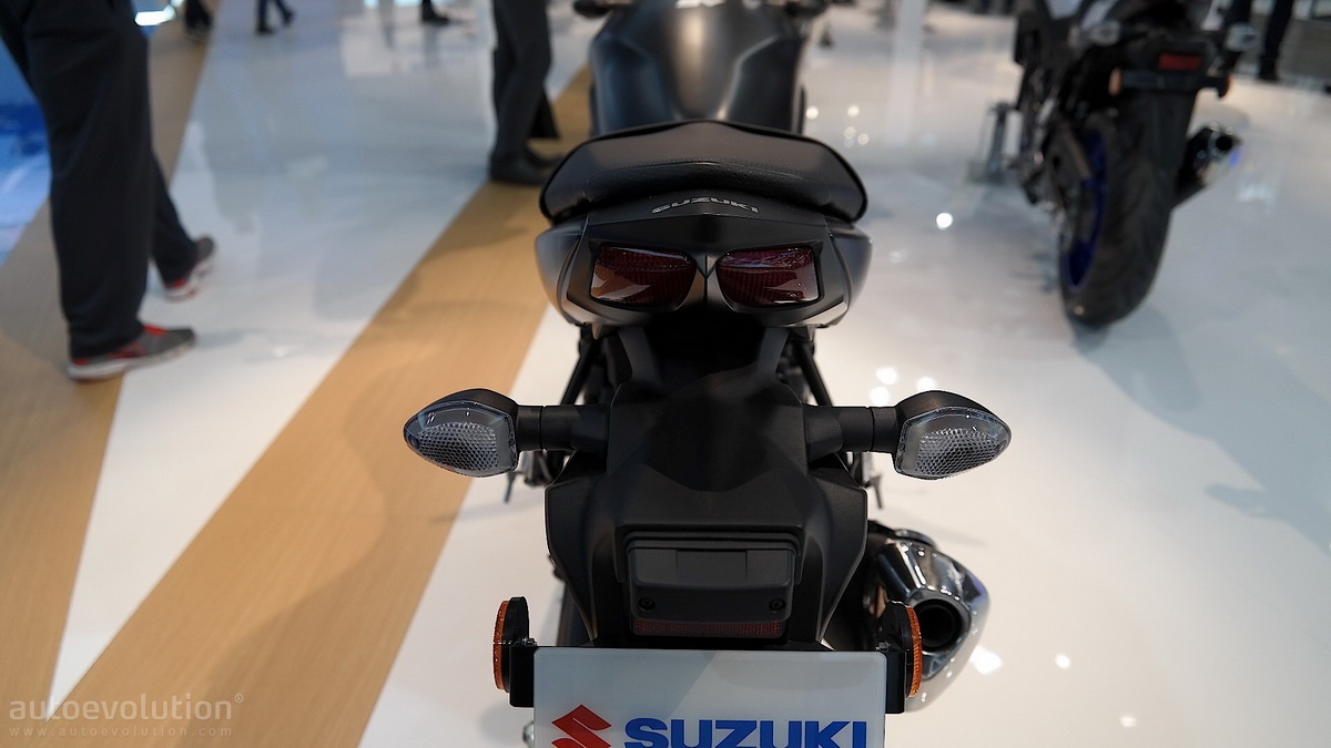 suzuki sv650 2016