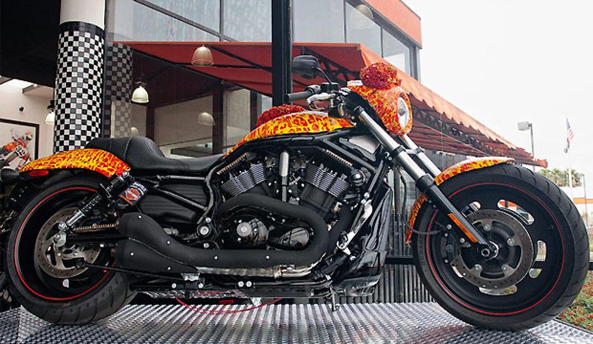 xe mô tô đắt tiền Harley Davidson Cosmic Starship