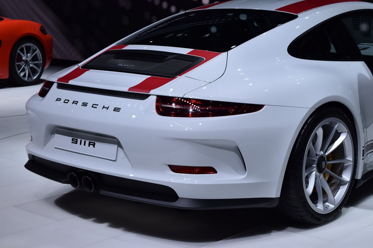 sau xe Porsche 911 R 2017 tại geneva motor show 2016