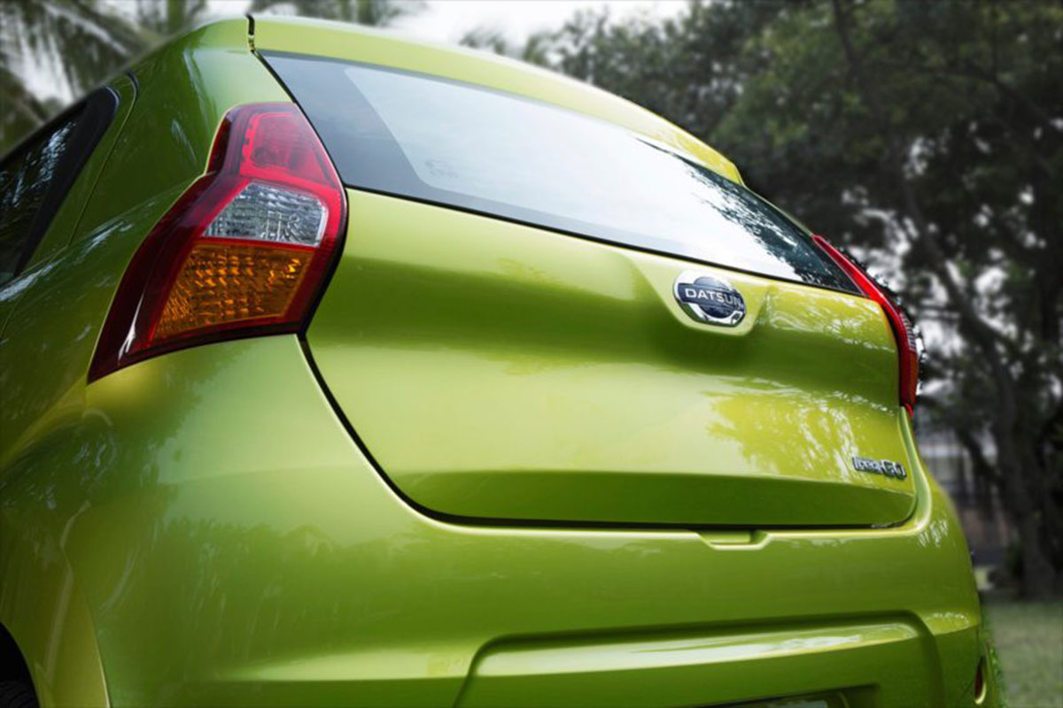 đèn sau xe ô tô giá rẻ Ấn Độ Datsun redi-GO ra mắt