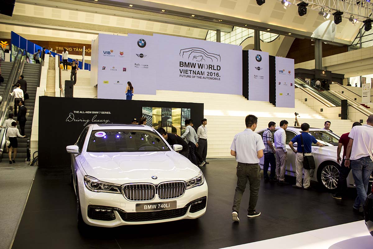 hình ảnh khai mạc triển lãm BMW World Vietnam 2016