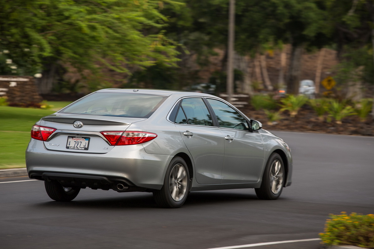 toyota camry 2017