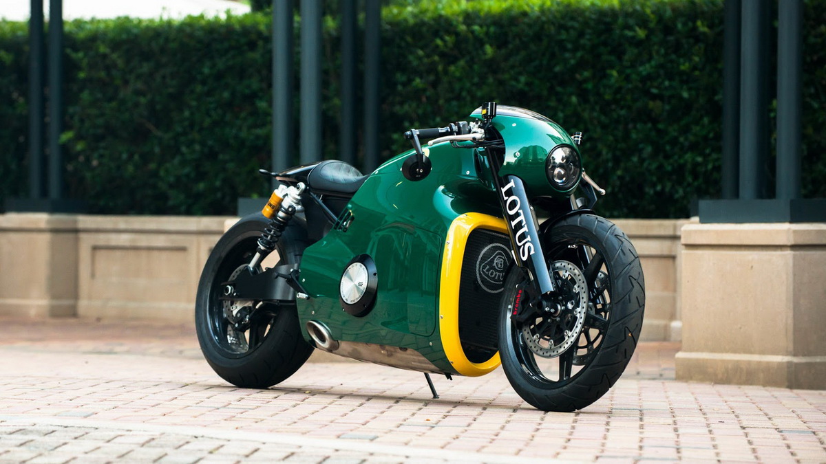 lotus c-01