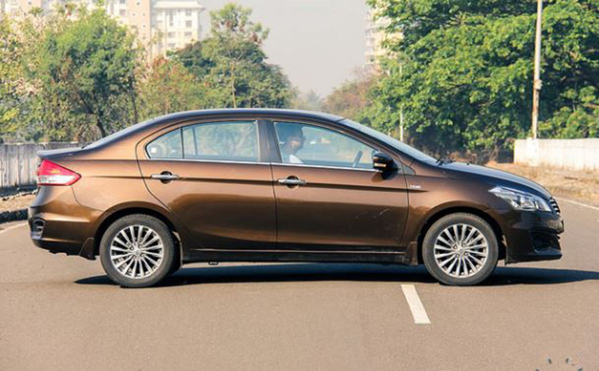 mẫu sedan hang B suzuki ciaz