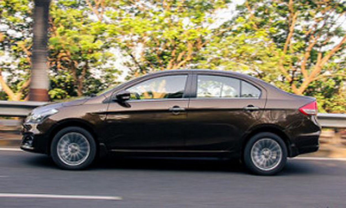 mẫu sedan hang B suzuki ciaz