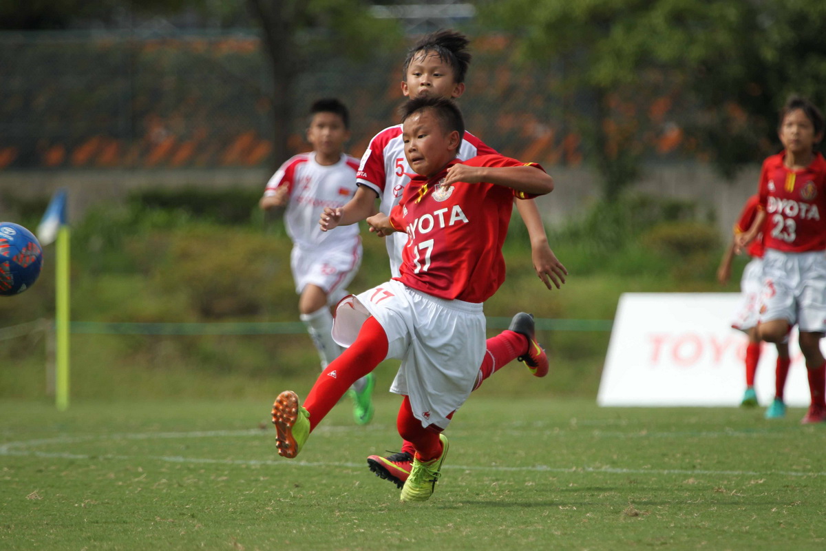 hình ảnh Đội bóng đá thiếu niên Toyota tại Nhật Bản