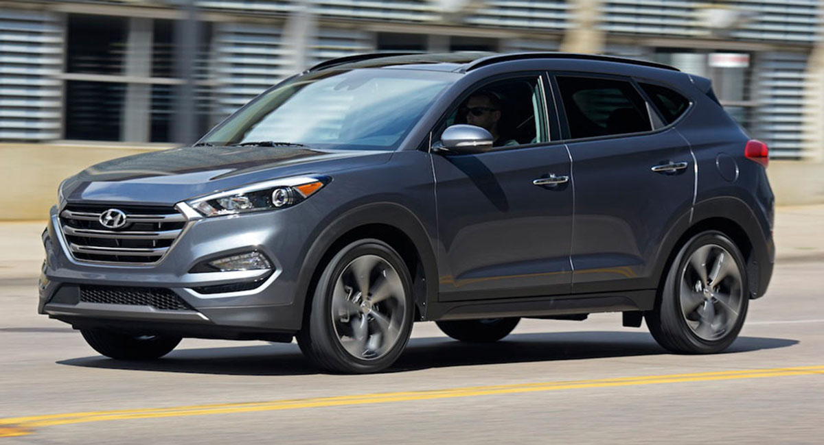 Hyundai triệu hồi Tucson 2016 hộp số ly hợp kép do dính lỗi chân ga 