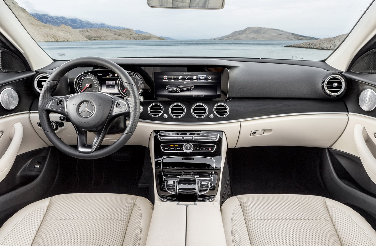 Mercedes-Benz E-Class 2017 sẽ trưng bày tại VIMS 2016