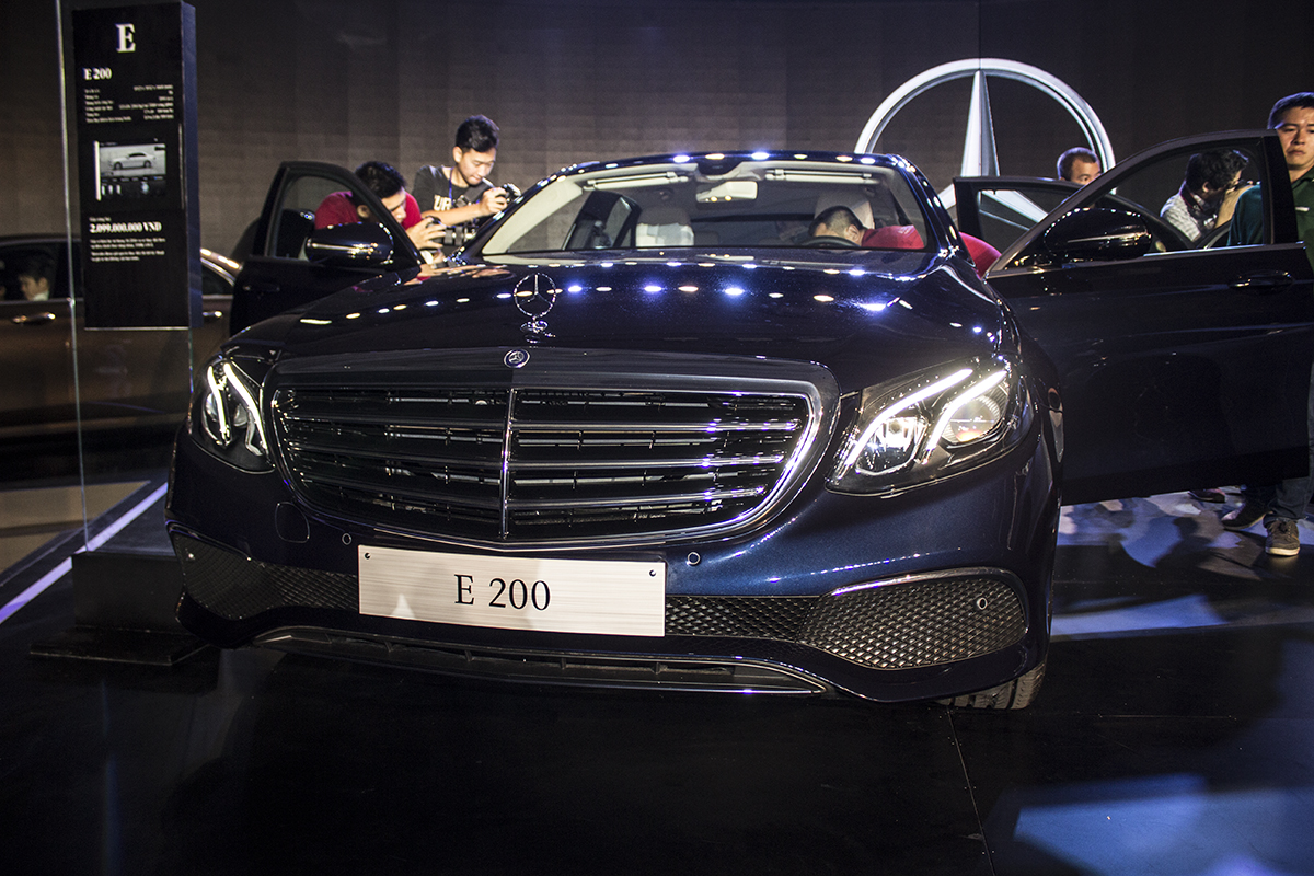 Mercedes-Benz-E-Class 2017 ra mắt tại hà nội