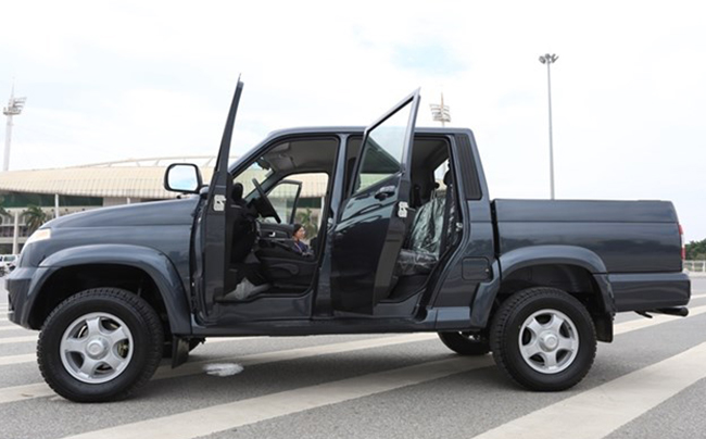 xe UAZ pickup tại Việt Nam