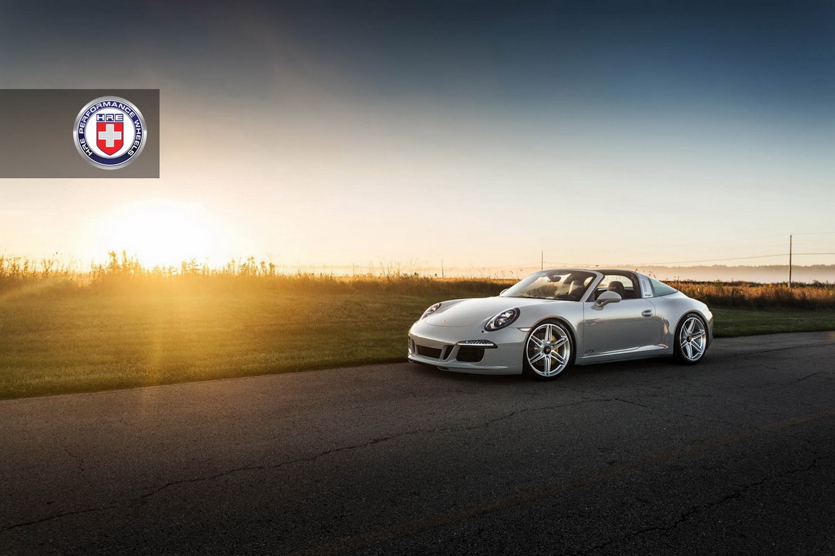 Porsche 911 Targa mới 
