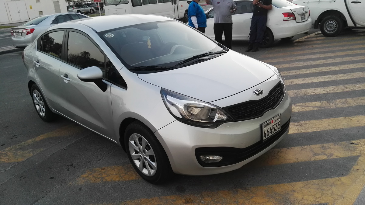 Người dân Lào ưa chuộng đi xe của hãng gì