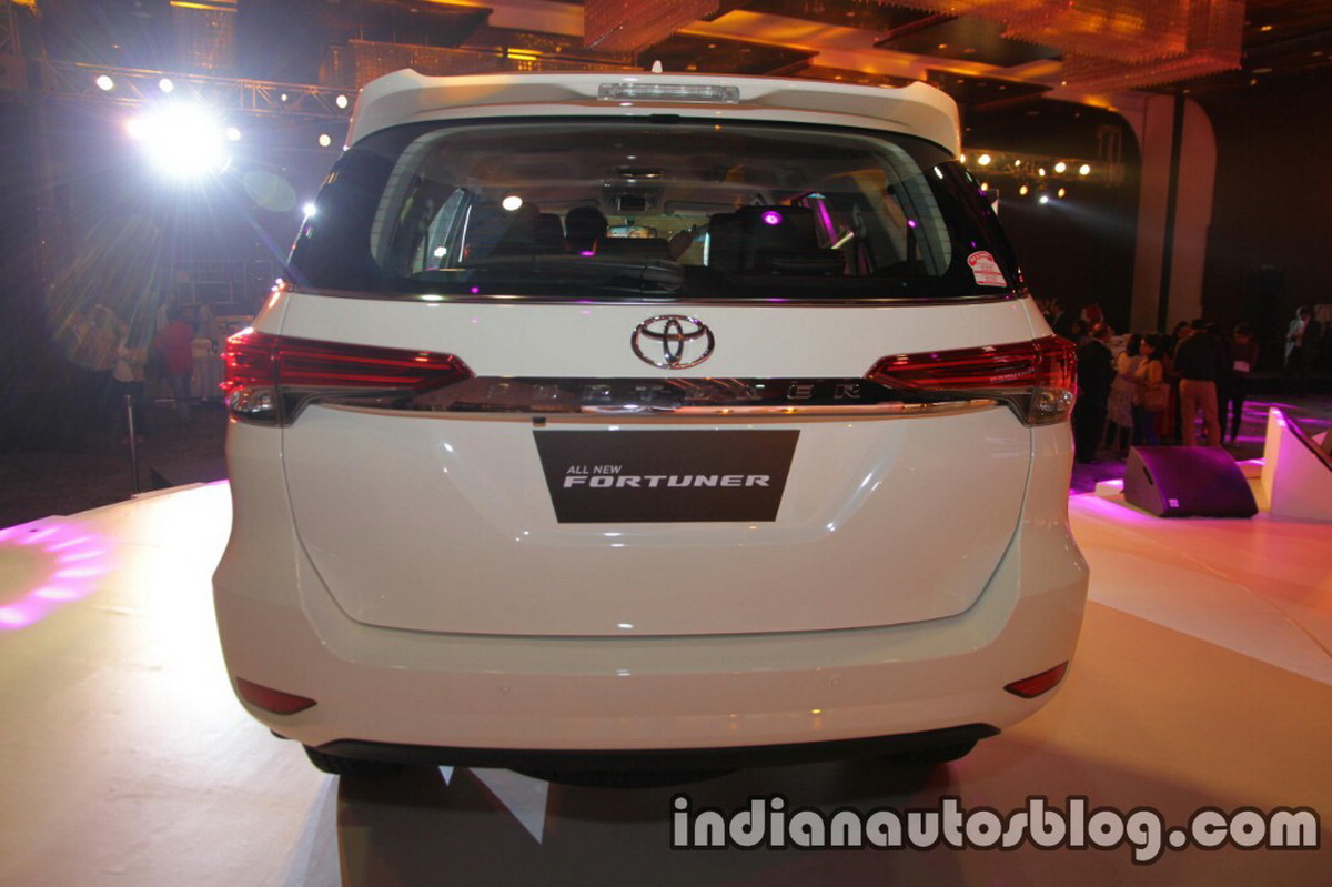 Toyota Fortuner 2016 tại Ấn Độ