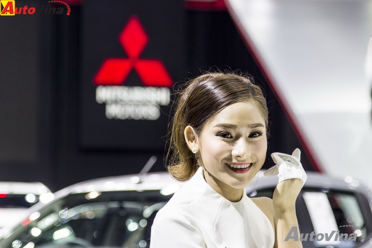 Ngắm dàn mỹ nữ khoe sắc tại triển lãm Bangkok International Motor Show 2017