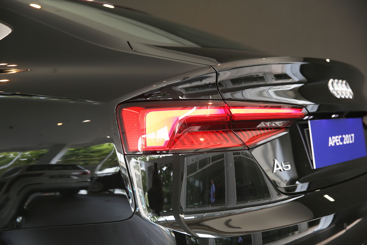 Audi A5 Sportback mới dành cho hội nghị APEC 2017