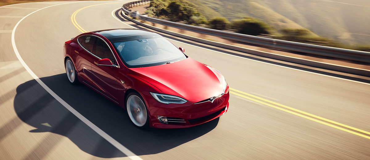Tesla nâng cấp phần cứng cho hệ thống tự lái 