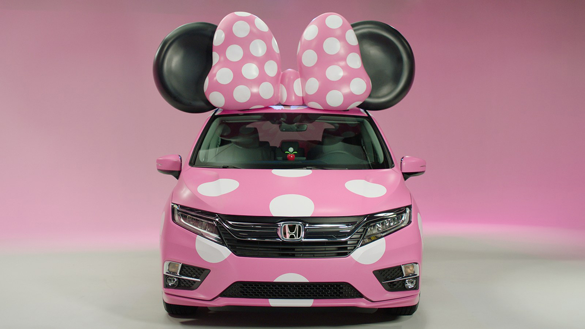 Honda Odyssey phong cách Minnie Mouse