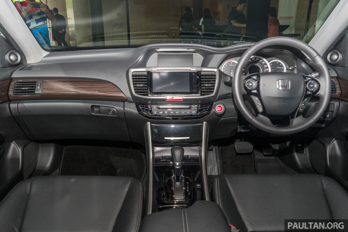 Honda Accord 2.4 với gói nâng cấp Honda Sensing tại Malaysia 