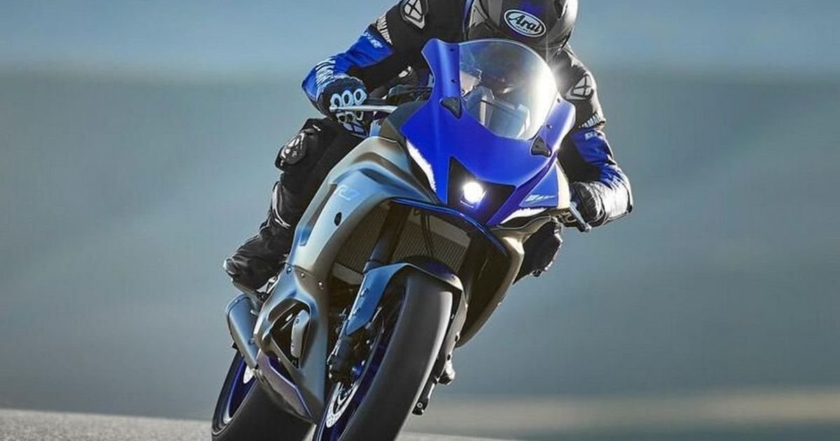 Sportbike Yamaha YZF-R9 sắp ra đời?